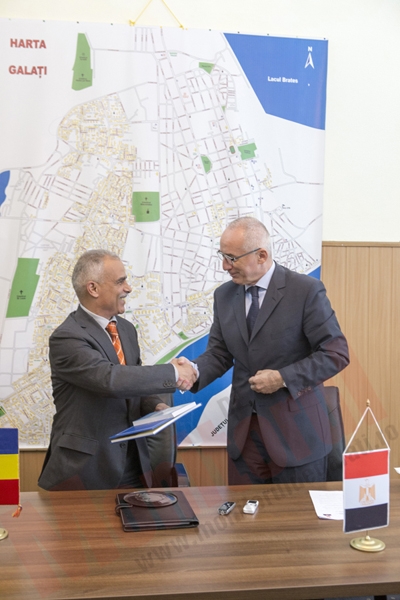 Oamenii de afaceri egipteni, invitaţi să investească la Galaţi