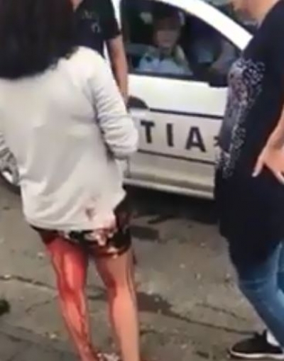 Anchetă suspendată în cazul poliţiştilor care au ignorat-o pe minora plină de sânge de la Galaţi