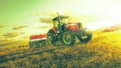 Fermierii care cedează exploataţia agricolă pot primi 1.500 euro/an, până în decembrie 2020