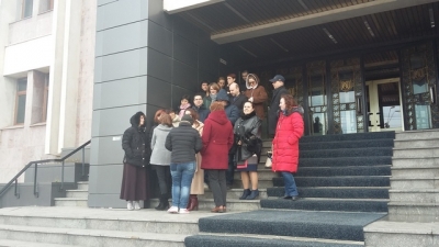 Magistraţii gălăţeni au protestat din nou pe treptele Palatului de Justiţie