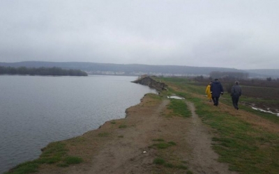 Depăşiri ale cotelor de atenţie pe râurile din judeţ - starea de vigilenţă maximă