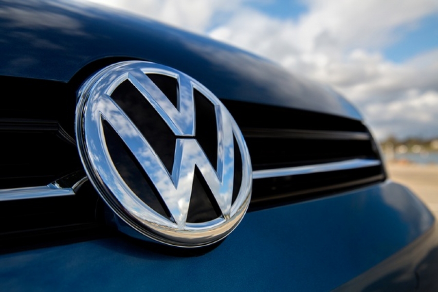 Volkswagen îşi menţine titlul de cel mai mare producător auto în 2017, depăşind Toyota