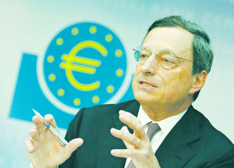 Mario Draghi cere guvernelor din zona euro să adopte măsuri de stimulare a economiei şi de reducere a şomajului