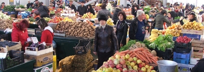 Comercianţii din pieţele gălăţene controlaţi la cântar
