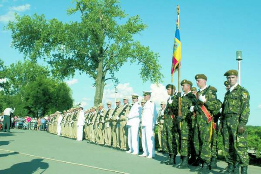 Gălăţenii s-au bucurat de festivităţile dedicate Zilei Marinei