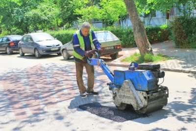 Lucrările rutiere vor îngreuna traficul auto pe mai multe artere din oraş