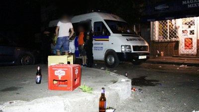 Peste 700 de sancţiuni date de Poliţia Locală pentru consumul de băuturi alcoolice pe stradă