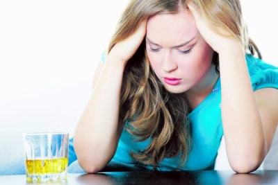 Alcoolismul ar putea fi tratat în curând cu ajutorul realităţii virtuale