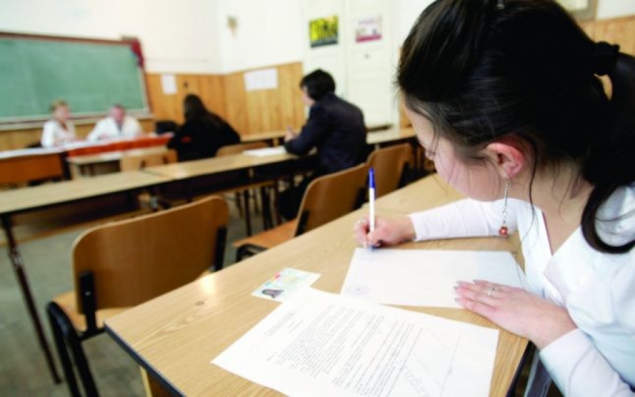 Astăzi profesorii susţin proba scrisă a examenului de definitivat