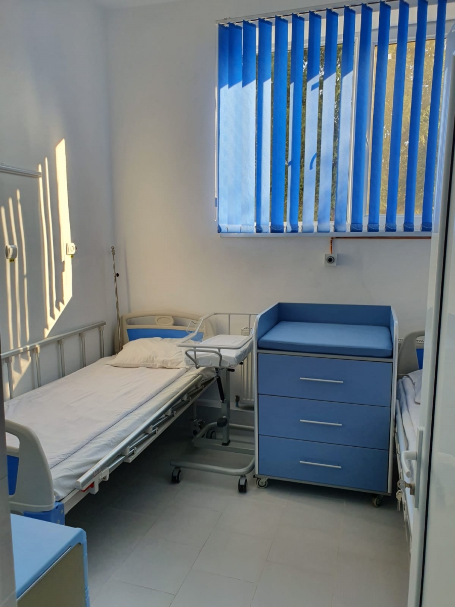 Secţii reabilitate la Spitalul Orăşenesc Târgu Bujor (FOTO)