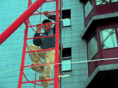 9 luni fără salariu l-au adus în pragul disperării