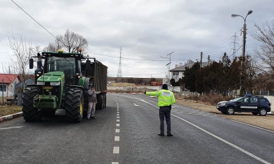 Folteşti: Gălăţean prins pe tractor fără permis