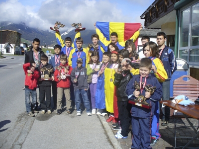 Akikai cucereşte podiumurile