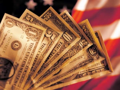 SUA riscă recesiunea în 2013 dacă aplică o cură de austeritate forţată