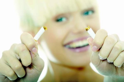 Renunţarea la fumat îi face mai fericiţi pe foştii fumători