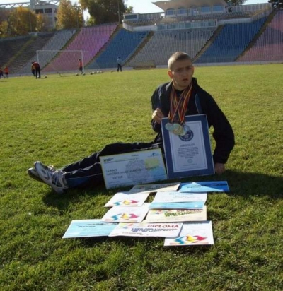 Îl puteţi ajuta pe paralimpicul Marian Petria să ajungă la Grand Prix
