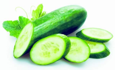 Castravetele ne ajută să ne menţinem hidrataţi şi să scăpăm de toxine