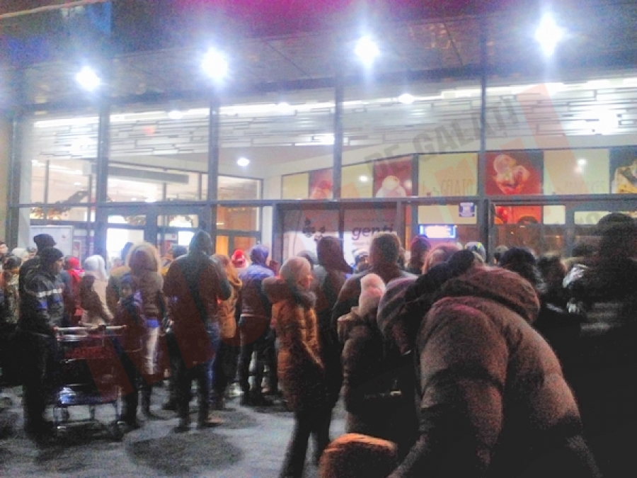 Umilinţă, injurii şi violenţă la Shopping City
