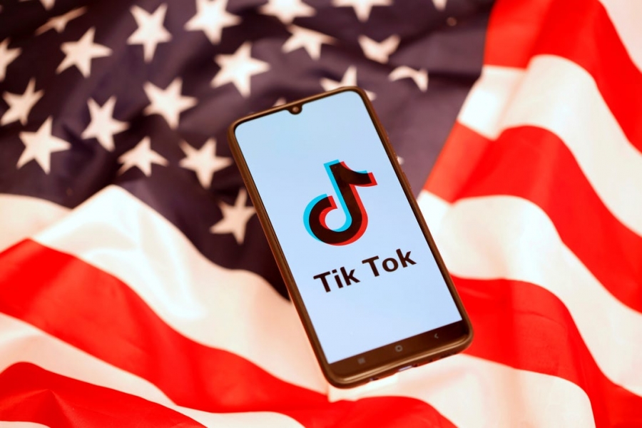 Campania electorală a lui Donald Trump face reclamă pe Facebook pentru închiderea TikTok