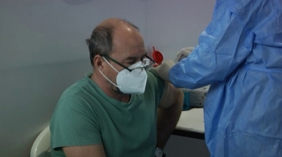 Cu îndoieli, dar și încredere, vaccinarea cu AstraZeneca continuă la Galaţi