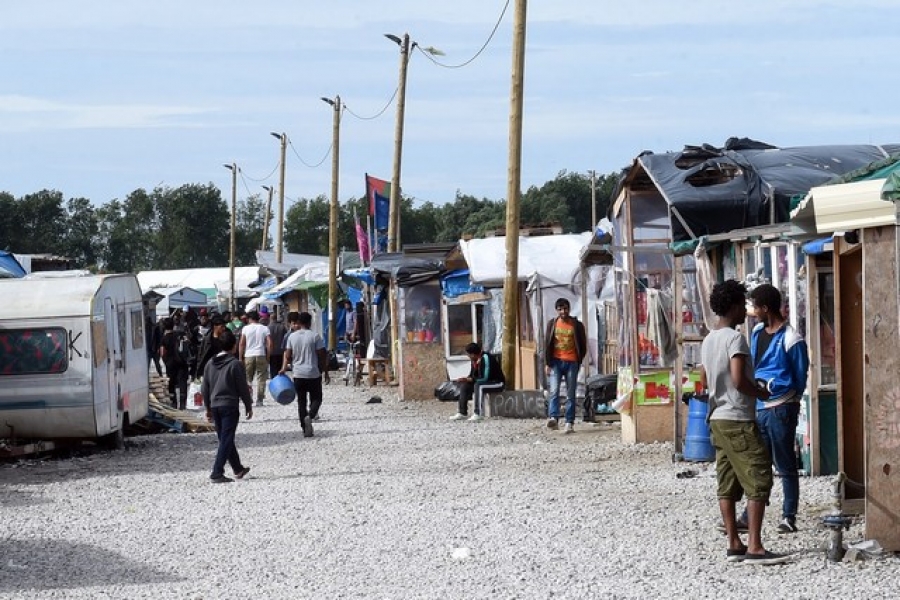 ''Jungla din Calais'' - Circa o treime dintre minori, daţi dispăruţi după desfiinţarea taberei