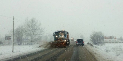 Atenţie pentru şoferii care se deplasează spre sudul ţării: Cod galben şi portocaliu de ninsori