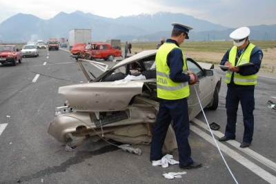 Principalele cauze de producere a accidentelor: pietonii şi viteza „bat” alcoolul