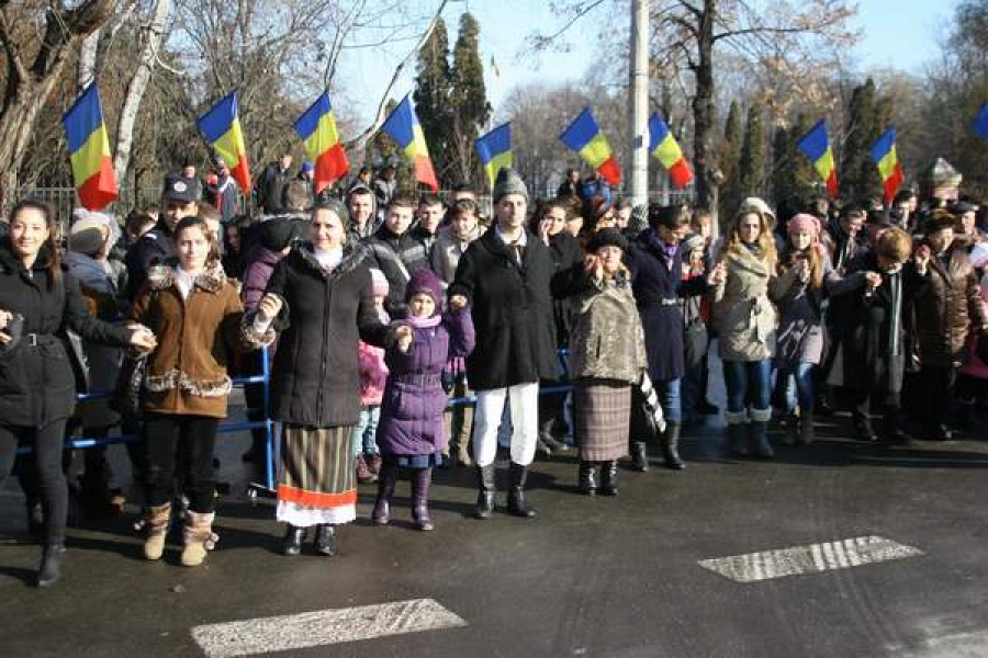 Hora Unirii fără huiduielile