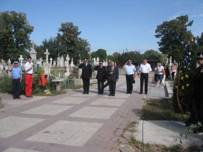 Pompierii gălăţeni şi-au onorat eroii