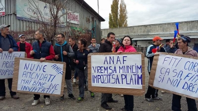 Protest la Depozitele din Micro 39: «Vrem să muncim, impozit să plătim»