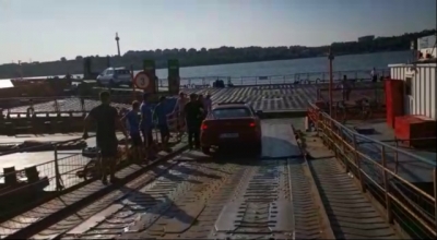 Angajații Trecere Bac, agresați periodic pe malul tulcean (FOTO/VIDEO)