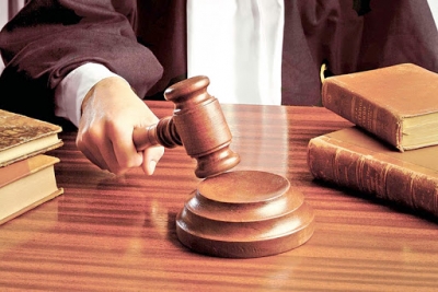 Funcționari de la Evidența Populației Galați, condamnaţi definitiv pentru fapte de corupţie