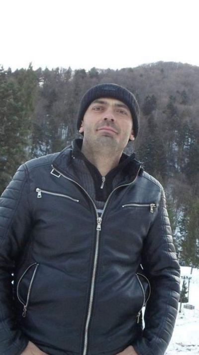 Bărbatul care şi-a bătut copiii a ajuns după gratii