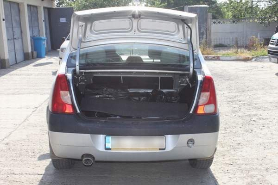 13.000 de ţigarete descoperite de poliţiştii de frontieră gălăţeni