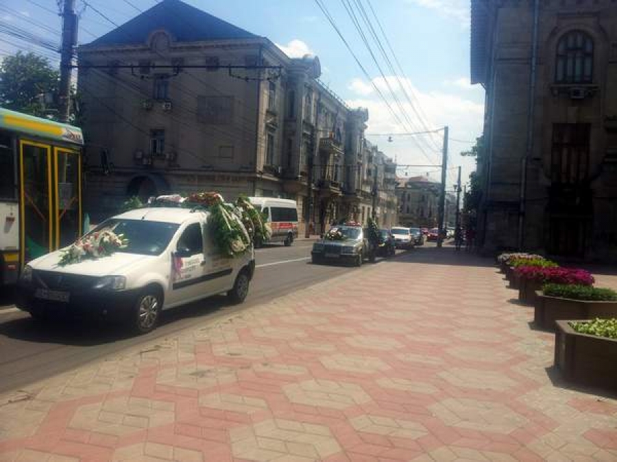 Mama şi fiu, împreună pe ultimul drum
