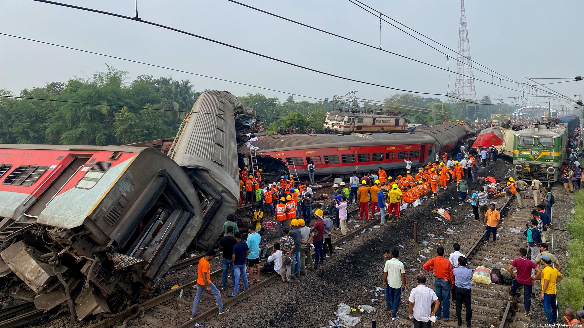 Catastrofă feroviară în India: Peste 1.000 de morţi şi răniţi