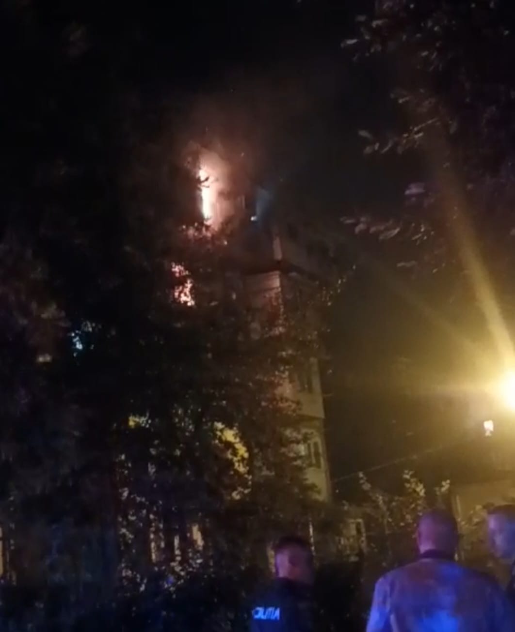 Panică în Micro 40. Un bloc a fost evacuat