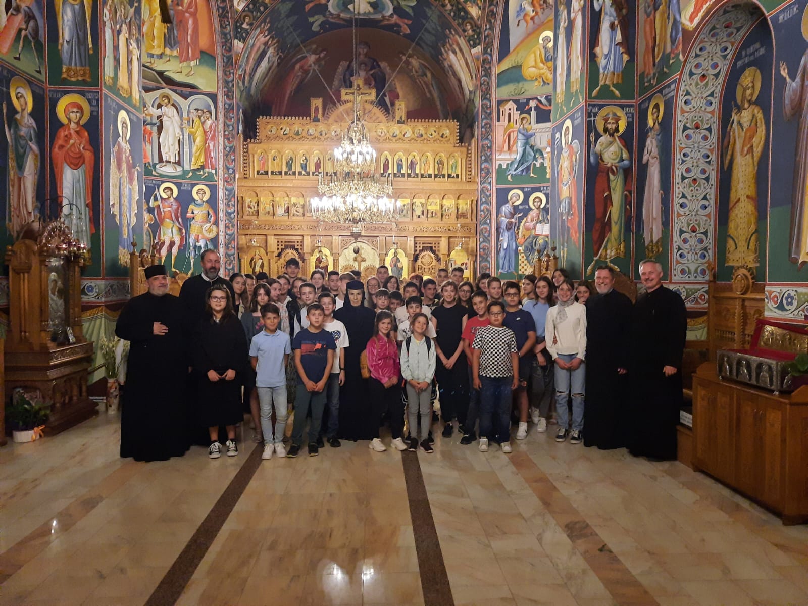 Popasuri duhovniceşti pentru 50 de copii din localitatea Matca