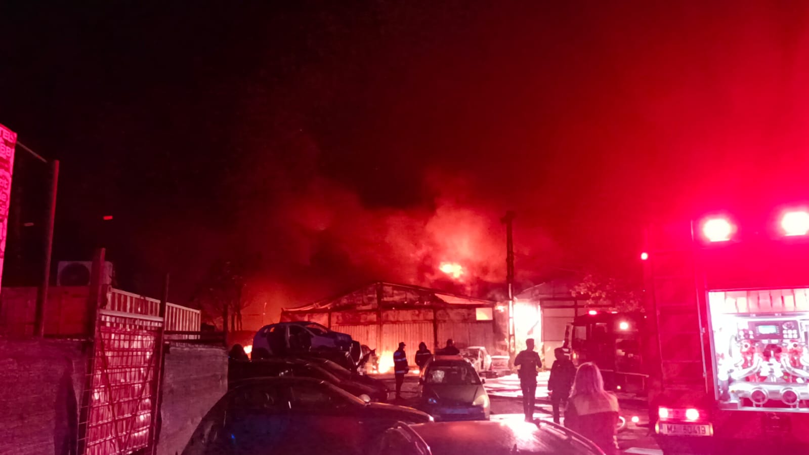 Foto/Video: Incendiu puternic în cartierul Micro 39B