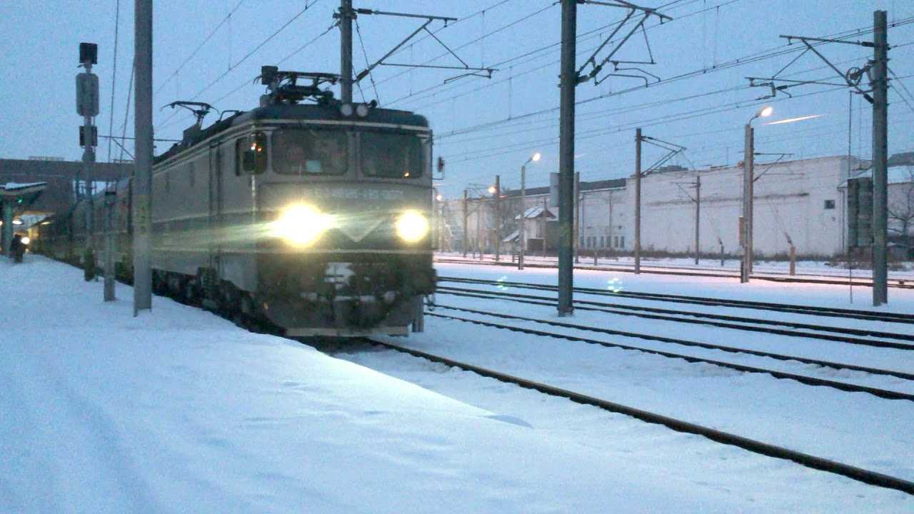 Galaţi: Circulaţia trenurilor se desfăşoară în condiţii de iarnă
