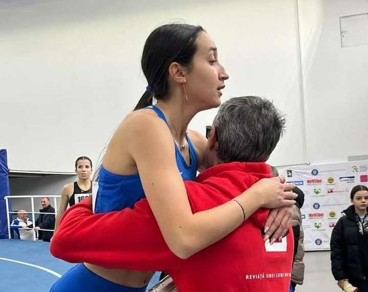 Atleta Rebeca Ciocan a urcat pe podium la primul concurs din 2024