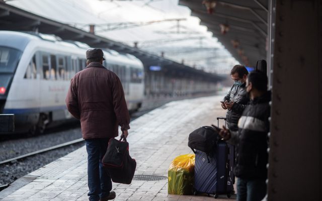 CFR Călători: Intercity şi pe relaţia Bucureşti Nord - Galaţi şi retur
