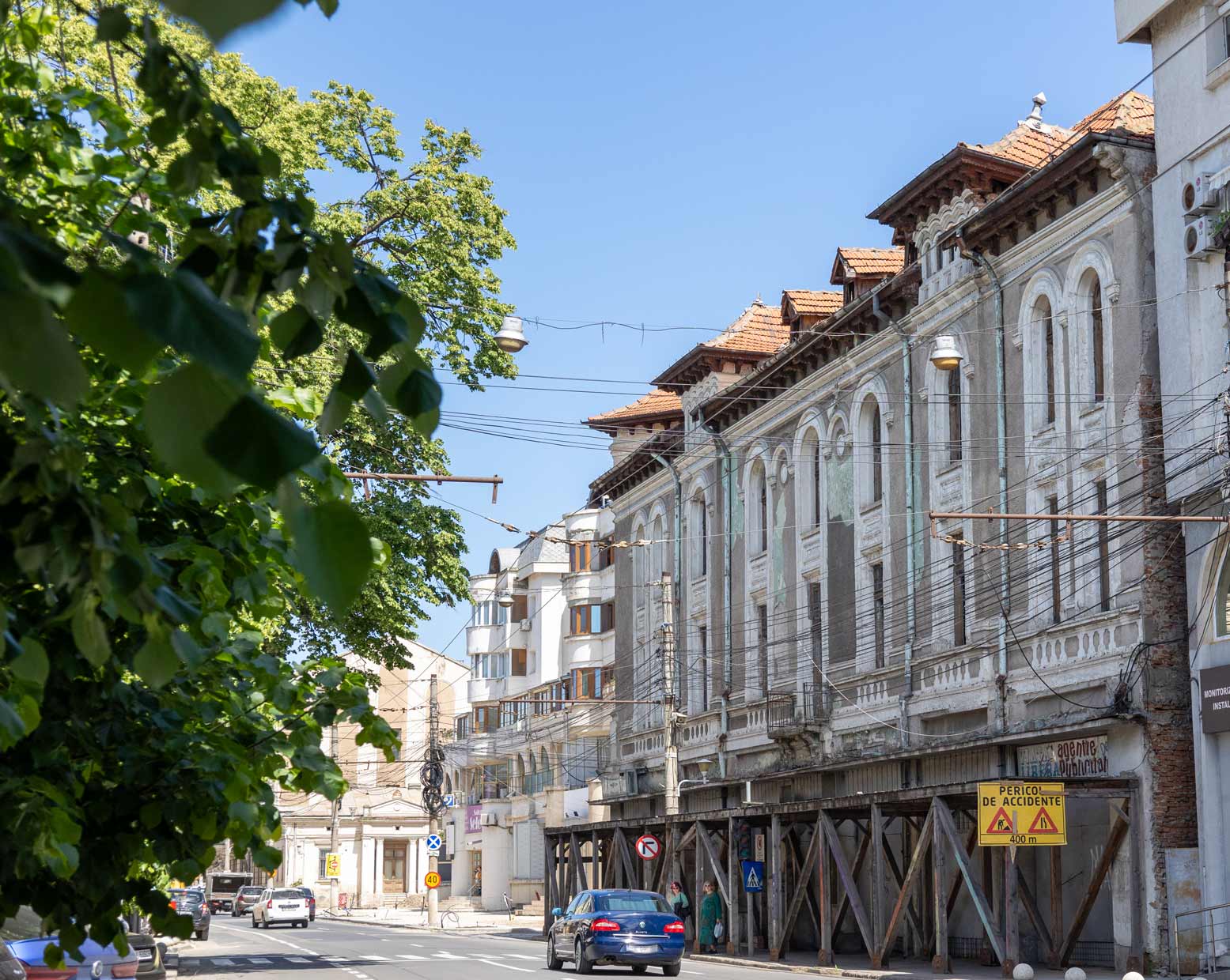 FOTO: Începe renovarea Palatului Gheorghiu din centrul Galațiului. Restricții și modificări de trafic în zonă