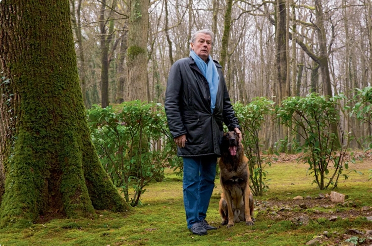 Loubo, ultimul partener fidel al lui Alain Delon