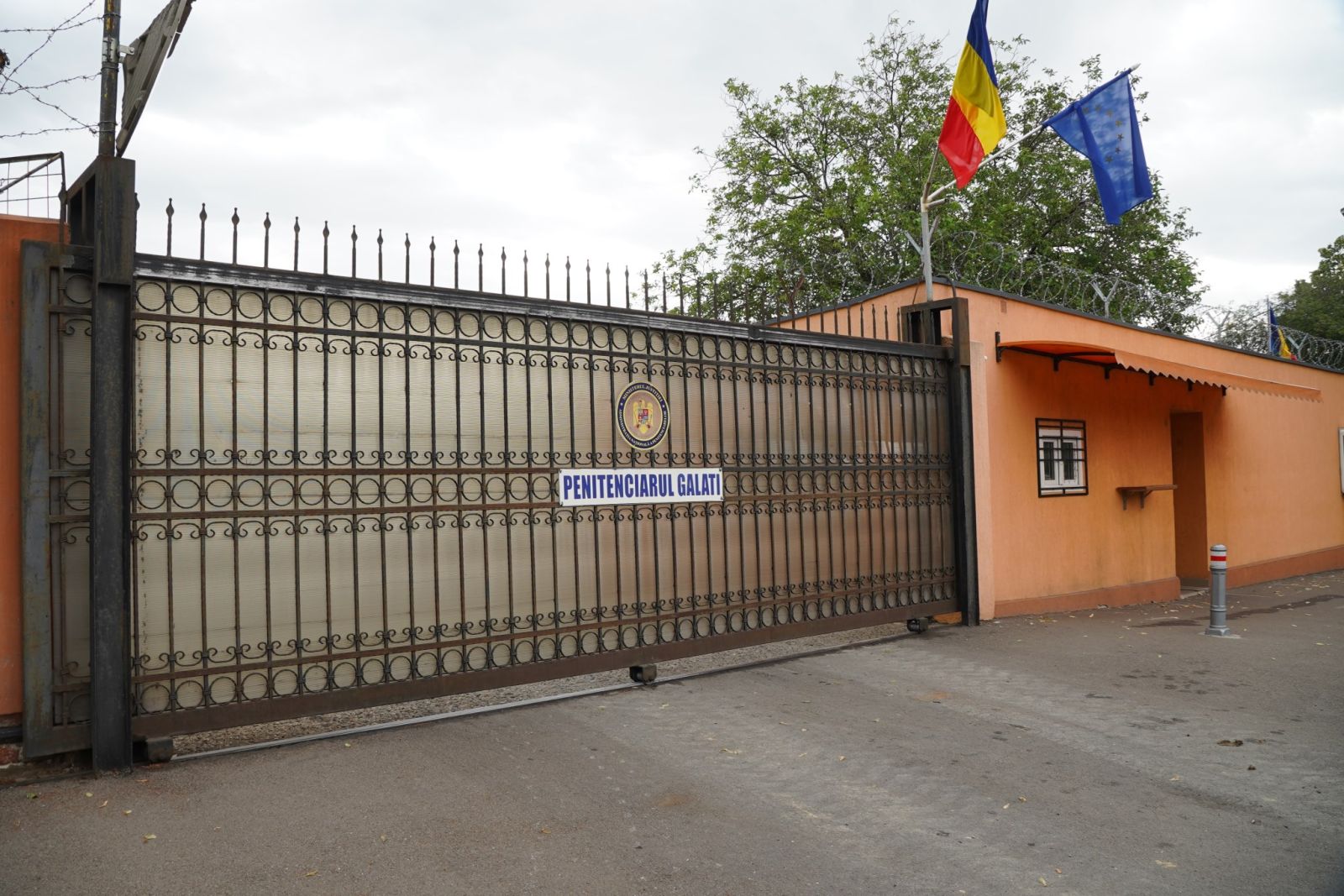 Îţi doreşti o carieră plină de provocări? Penitenciarul Galaţi angajează din sursă externă