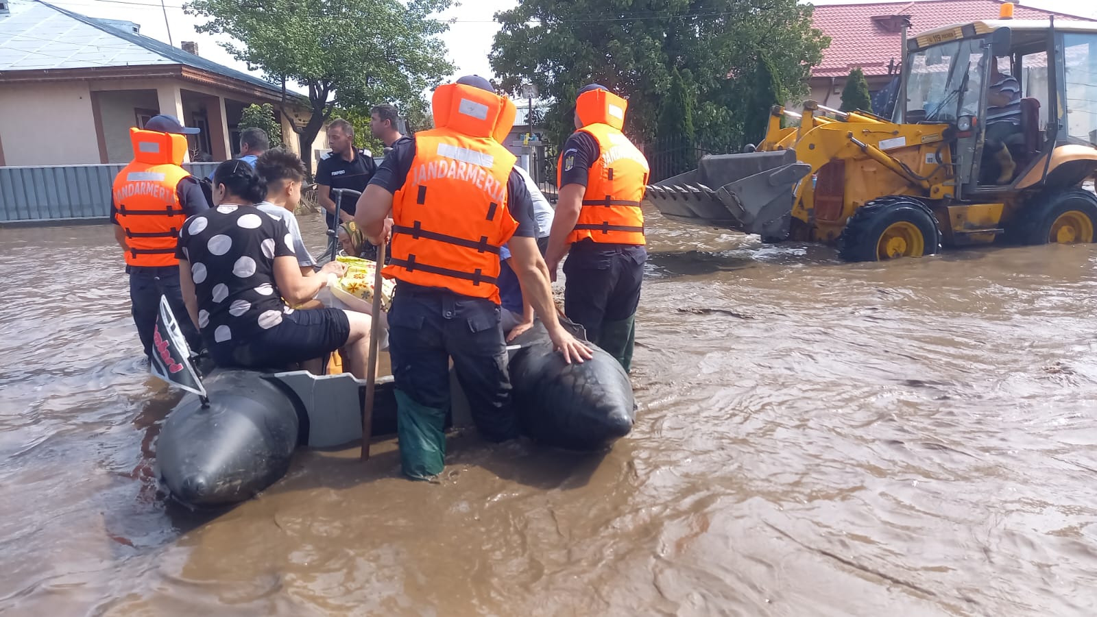 Primăria Galaţi a pregătit peste 800 de spaţii de cazare pentru sinistraţi