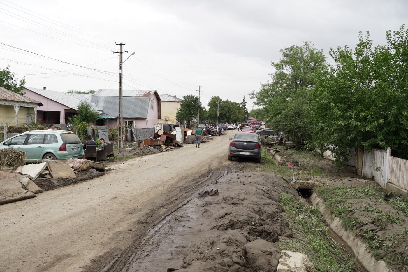 Prefectura Galaţi: Noi măsuri urgente în zonele afectate de inundaţii