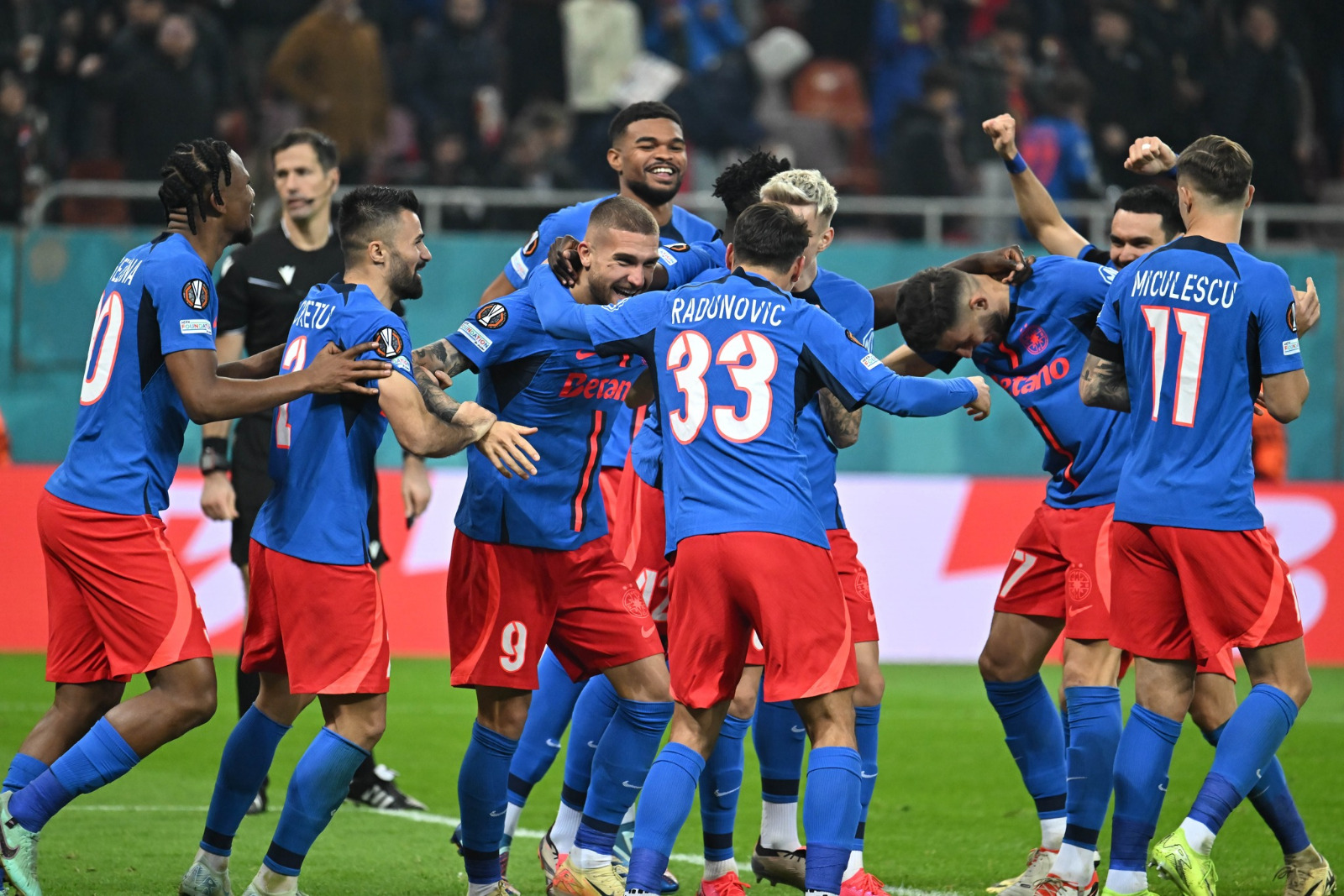 FCSB a învins campioana Danemarcei în Europa League şi e foarte aproape de calificarea în primăvara europeană