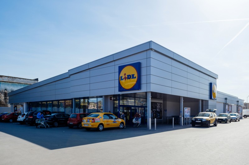 Dulce special de Crăciun de la Lidl retras de urgenţă de la vânzare