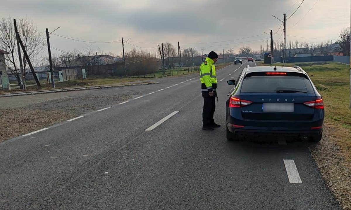 Gălăţean depistat conducând deşi nu avea acest drept